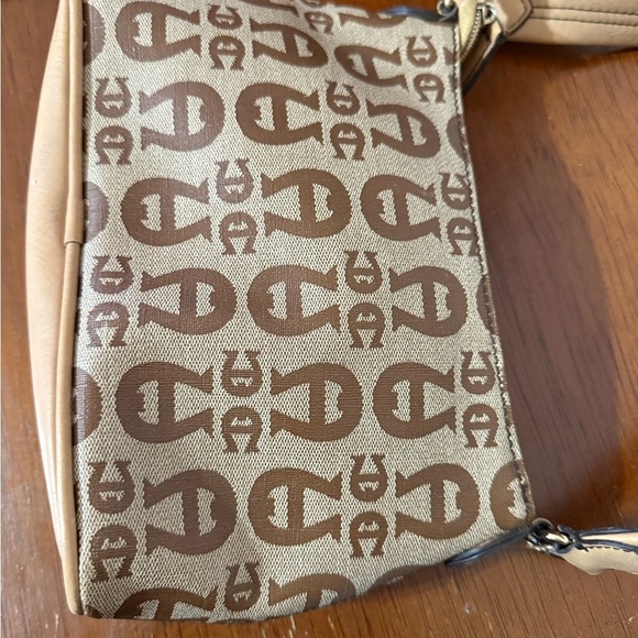 Etienne Aigner Est. 1949 Small Brown Handbag - Picture 8 of 11